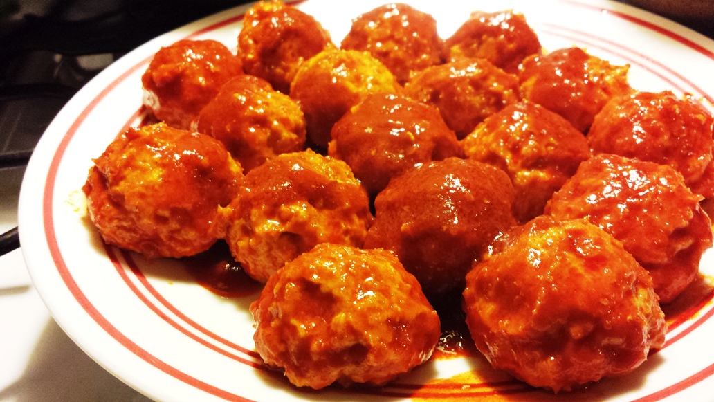 Lean Turkey Buffalo Meatballs with Cool Ranch Doritos “Breadcrumbs”