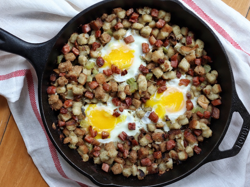 Thanksgiving Breakfast Stuffing with Baked Eggs and Bacon