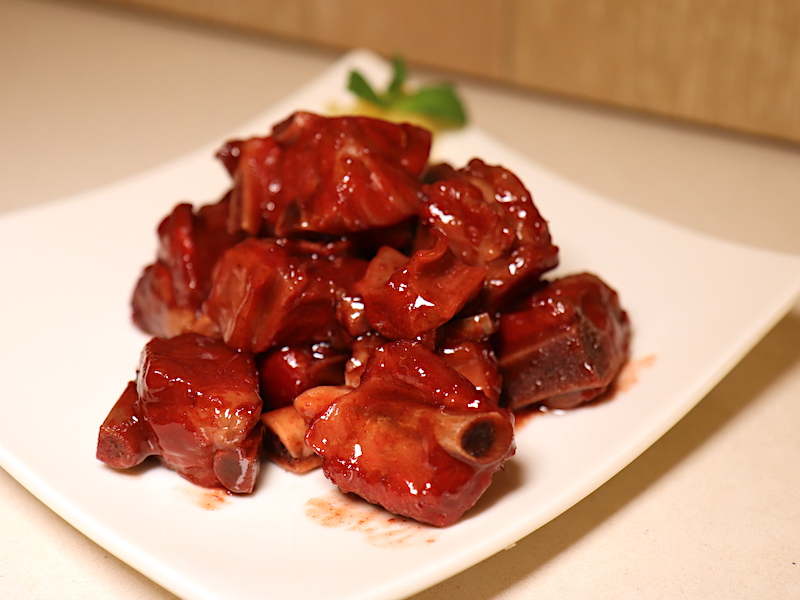 Where to Eat in Hong Kong - Crystal Jade Sweet and Sour Spare Ribs - Photo by Indulgent Eats