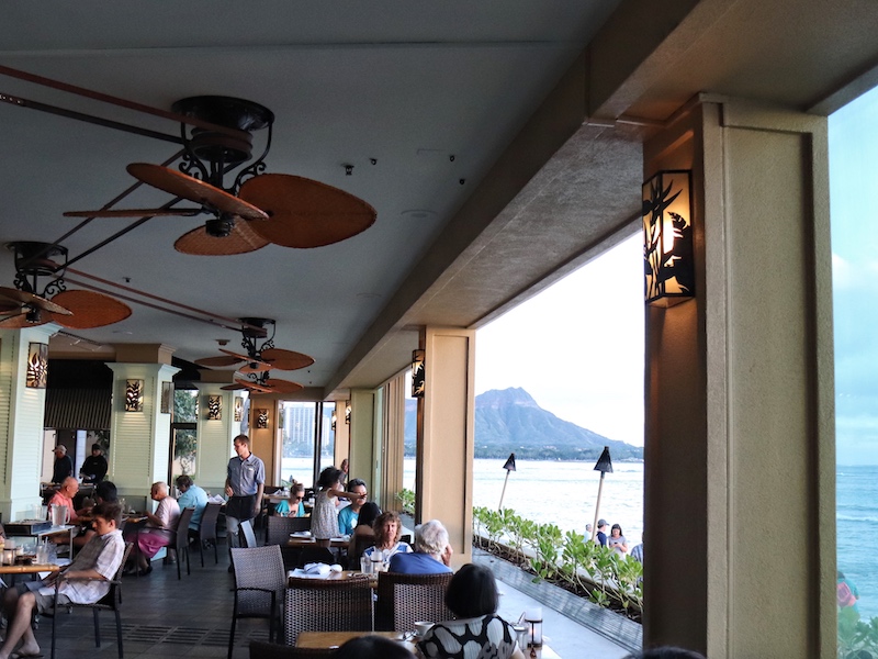 Reef Bar Market Grill - Restaurant Interior - Photo by Indulgent Eats