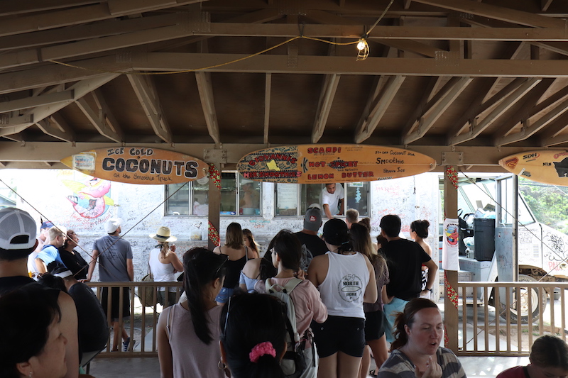 Where to Eat in Oahu - Giovanni's Shrimp Truck Kahuku Line