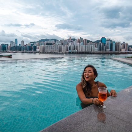 Kerry Hotel Hong Kong Infinity Pool.- Couples Retreat Staycation Indulgent Eats-min