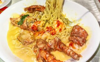 Sing Kee Seafood Restaurant - Cheesy Lobster E-Fu Noodles