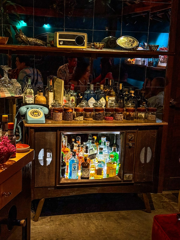 Paraluman Gin Parlour